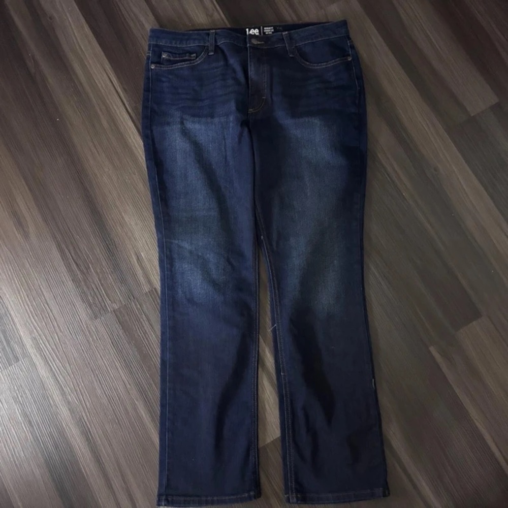 Lee Women’s Dark Blue Straight-Leg Jeans